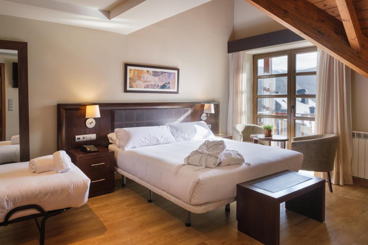 Snoe Aragon Hills Hotel Formigal Eksteriør billede