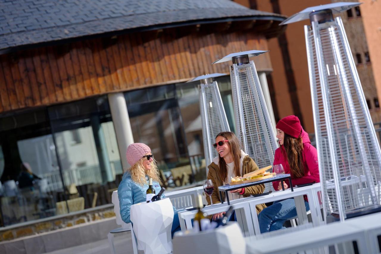 Snoe Aragon Hills Hotel Formigal Eksteriør billede