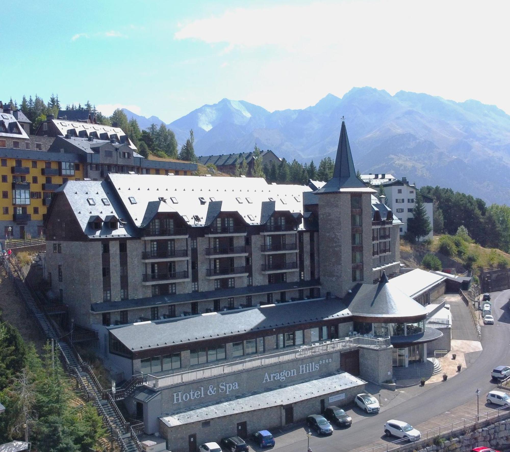 Snoe Aragon Hills Hotel Formigal Eksteriør billede