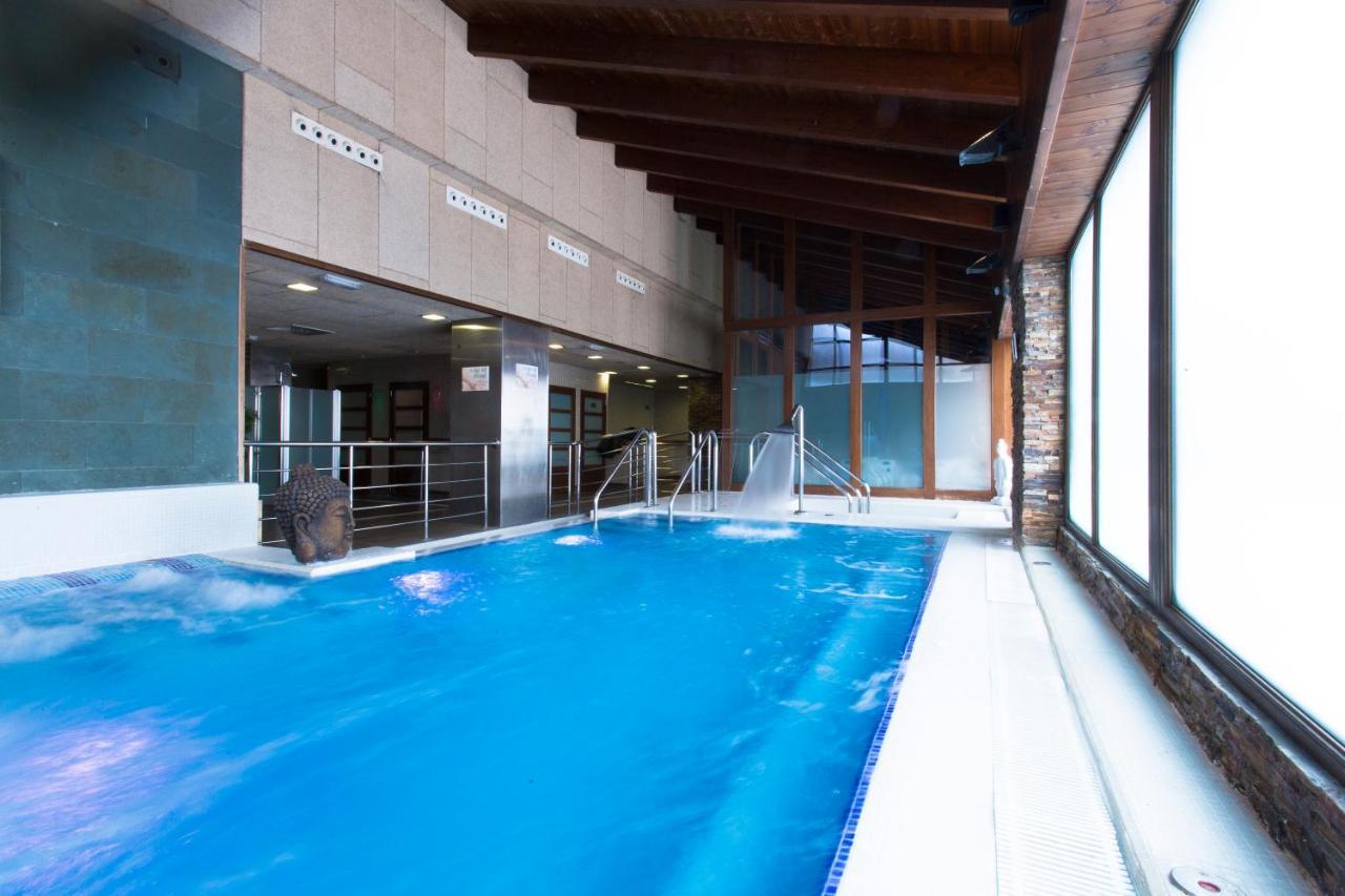 Snoe Aragon Hills Hotel Formigal Eksteriør billede