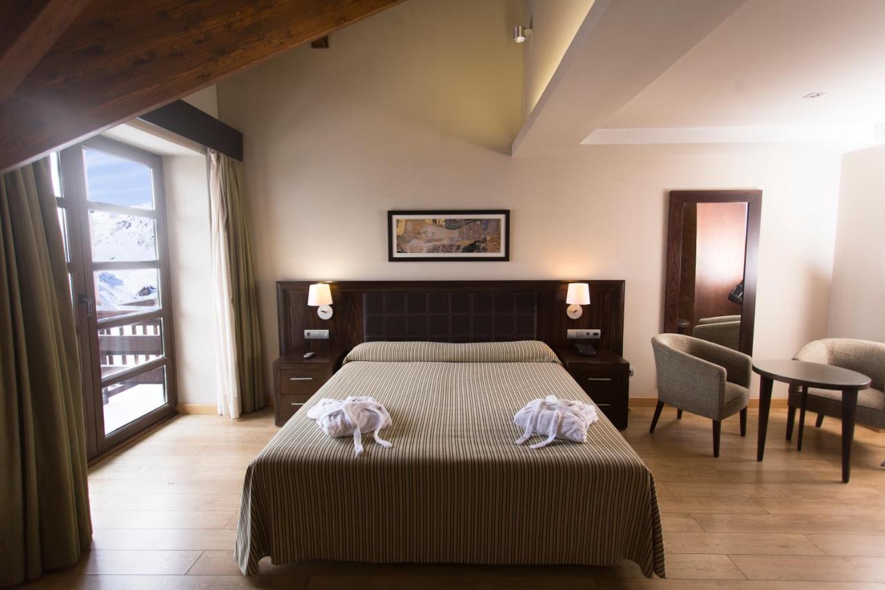 Snoe Aragon Hills Hotel Formigal Eksteriør billede